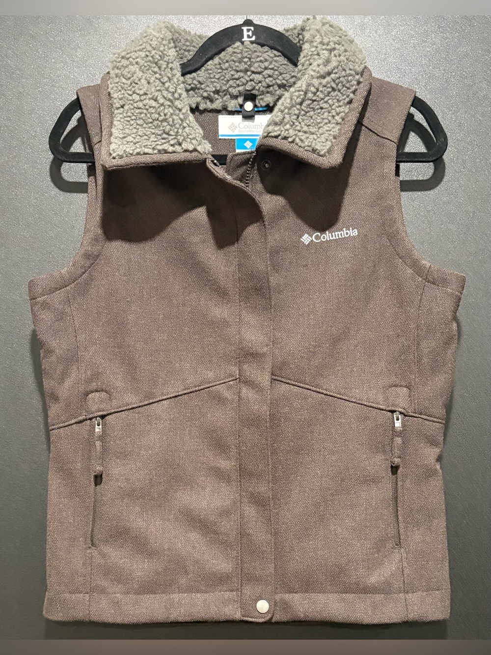 Columbia With Fleece Collar Vest
